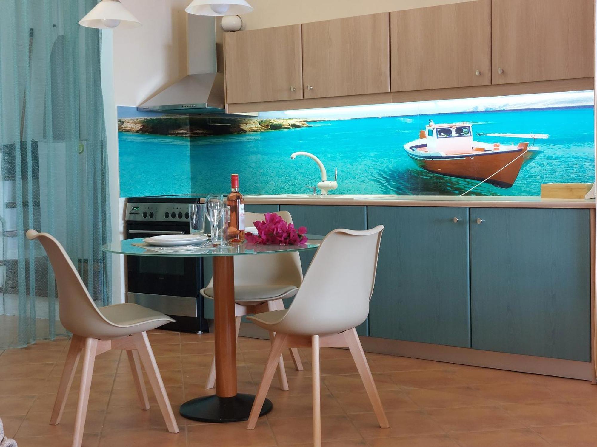 Horizon Studios With Sea View - Free Parking Glossa Bagian luar foto